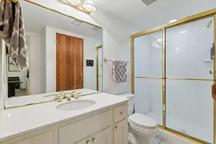 103 Edgewood Ct, Wayzata, MN 55391 - Photo 31