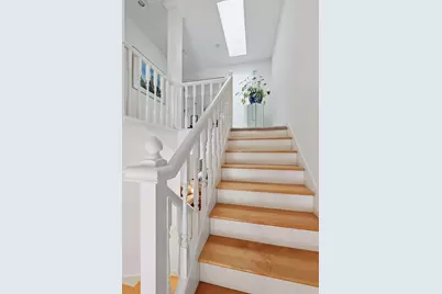 103 Edgewood Court, Wayzata, MN 55391 - Photo 23