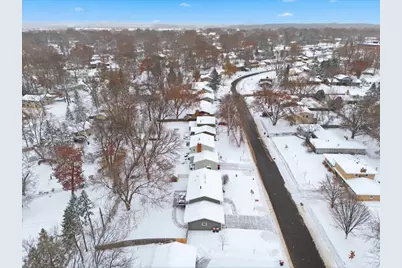 7048 Montrose Road, Woodbury, MN 55125 - Photo 29