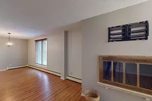 317 6th Ave SW, Rochester, MN 55902 - Photo 7