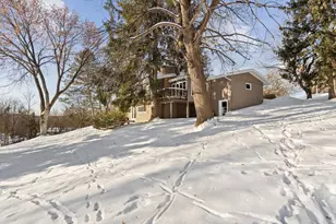 15701 Oak Ridge Rd, Eden Prairie, MN 55346 - Photo 25