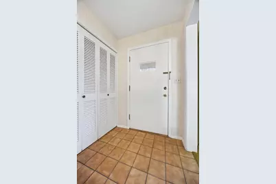 1719 7th Street S, Fargo,  58103 - Photo 3