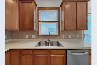 18165 67th Place N, Maple Grove, MN 55311 - Photo 9