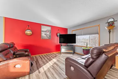 2214 49th Street NW, Rochester, MN 55901 - Photo 5