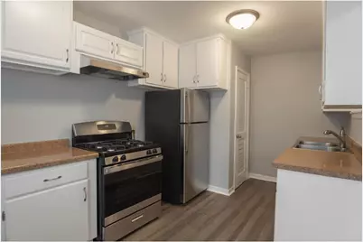 5048 Girard Avenue N, Minneapolis, MN 55430 - Photo 3