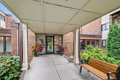 4 Pine Tree Drive #223, Arden Hills, MN 55112 - Photo 3