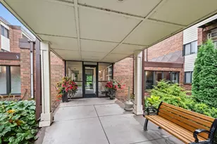 4 Pine Tree Dr, Arden Hills, MN 55112 - Photo 3