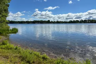 12521 Homestead Dr, Hugo, MN 55110 - Photo 3