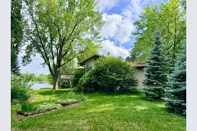 12521 Homestead Drive, Hugo, MN 55110 - Photo 15