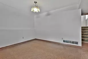 2052 Bradley St, Maplewood, MN 55117 - Photo 19