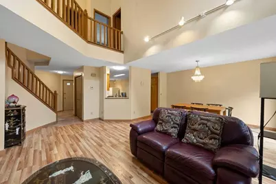 10695 53rd Avenue N, Plymouth, MN 55442 - Photo 3