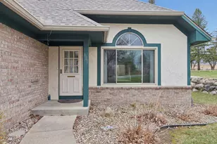 625 E 1st St, Waconia, MN 55387 - Photo 3