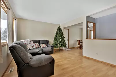 30125 Ridgewood Avenue, Shafer, MN 55074 - Photo 3