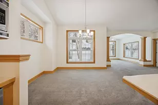 519 Holly Ln N, Oakdale, MN 55128 - Photo 7