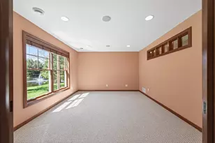7 Hawthorne Ct, North Oaks, MN 55127 - Photo 31
