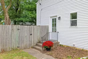 6690 Nez Perce Dr, Chanhassen, MN 55317 - Photo 13