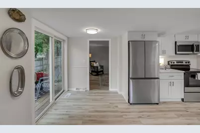 6690 Nez Perce Drive, Chanhassen, MN 55317 - Photo 5