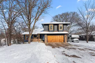 6418 25th St N, Oakdale, MN 55128 - Photo 3