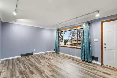 514 Arlington Avenue E, Saint Paul, MN 55130 - Photo 9