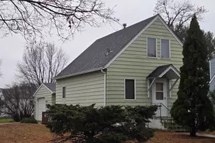 814 14th Ave SE, Austin, MN 55912 - Photo 1