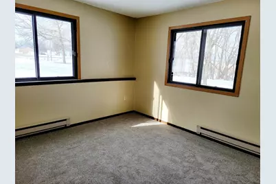 320 1st Street #4, Clinton, MN 56225 - Photo 9