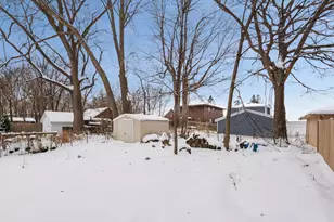 2209 Chateau Ln, Mound, MN 55364 - Photo 23