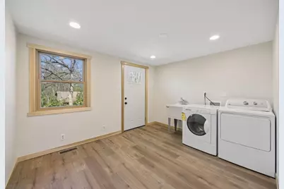 247 Glenmar Avenue, Mahtomedi, MN 55115 - Photo 21