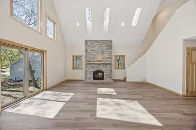 247 Glenmar Avenue, Mahtomedi, MN 55115 - Photo 3
