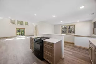 247 Glenmar Ave, Mahtomedi, MN 55115 - Photo 9