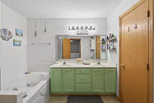 16236 70th Pl N, Maple Grove, MN 55311 - Photo 11