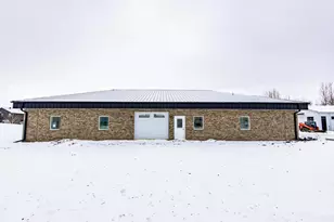 5875 31st St S, Fargo, ND 58104 - Photo 19