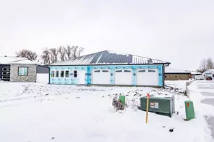 5875 31st St S, Fargo, ND 58104 - Photo 3