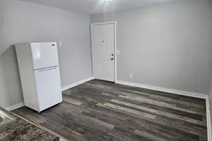 1205 S Sibley Ave, Litchfield, MN 55355 - Photo 5