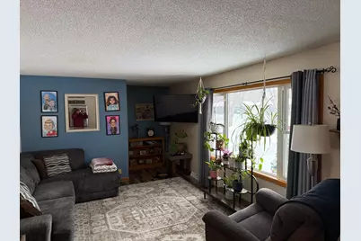 826 Maple Street NE, Hutchinson, MN 55350 - Photo 7