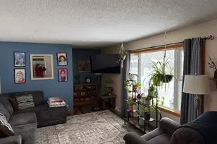 826 Maple St NE, Hutchinson, MN 55350 - Photo 7