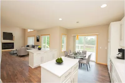 9801 78th Street S, Cottage Grove, MN 55016 - Photo 3