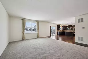 1442 Pebble Beach Dr, Woodbury, MN 55129 - Photo 11