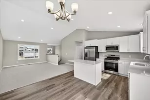 1012 Brandenburg Circle, Waverly, MN 55390 - Photo 3