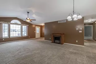 104 Oxford Path, Mankato, MN 56001 - Photo 5