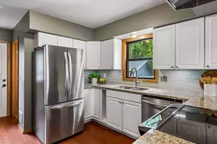 218 11th Ave N, Hopkins, MN 55343 - Photo 9