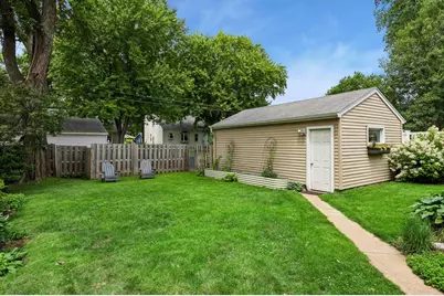 218 11th Avenue N, Hopkins, MN 55343 - Photo 35