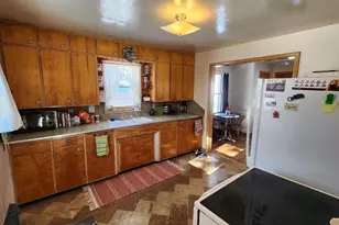 510 5th St SE, Pipestone, MN 56164 - Photo 9