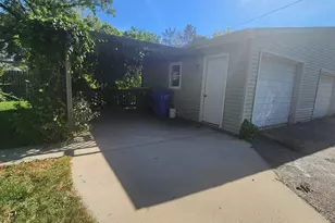 510 5th St SE, Pipestone, MN 56164 - Photo 23