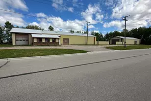 900 2nd St NW, Baudette, MN 56623 - Photo 1