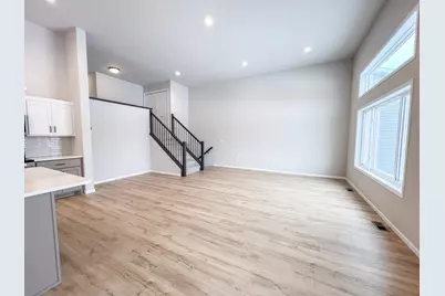 6722 Meadow View Drive S, Fargo, ND 58104 - Photo 7