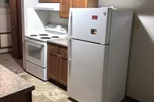 1421 Lake Ave NW, Willmar, MN 56201 - Photo 3