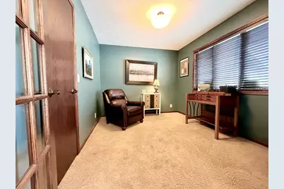 1085 Briarwood Drive, Worthington, MN 56187 - Photo 23