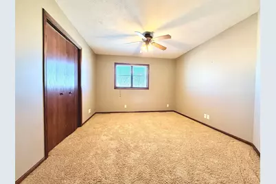 1085 Briarwood Drive, Worthington, MN 56187 - Photo 51