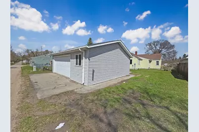 939 Duluth Avenue N, Thief River Falls, MN 56701 - Photo 25
