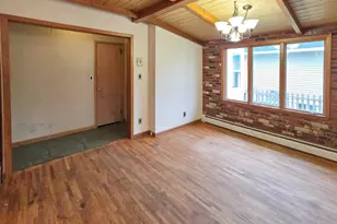 939 Duluth Ave N, Thief River Falls, MN 56701 - Photo 7